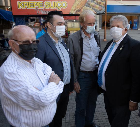Rodolfo Tozzi, Rafael Mazzocato, Agostinho Pinese Neto, Valdir Paezani